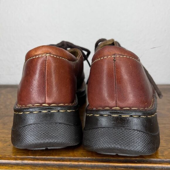 Cabelas Leather Shoes - Picture 7 of 9